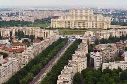 Doar alergătorii vaccinaţi împotriva covid-19 sau trecuţi prin boală vor putea participa la Maratonul Bucureşti
