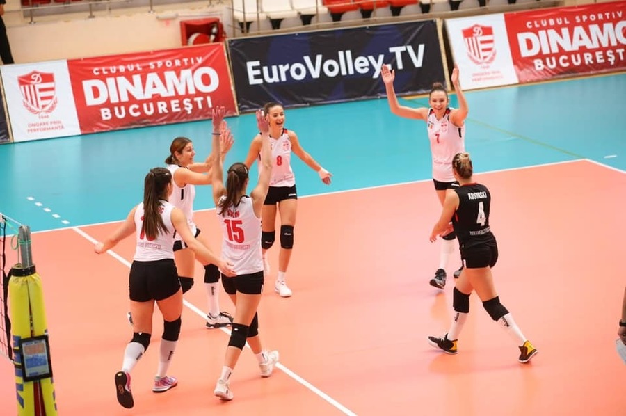 Dinamo Bucureşti - CSO Voluntari 3-1, în Cupa României la volei feminin
