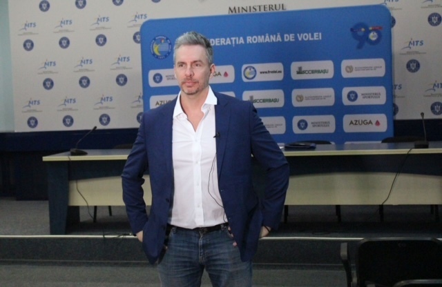 Selecţioner spaniol pentru naţionala feminină de volei a României. Pe ce perioada a semnat şi ce îşi propune