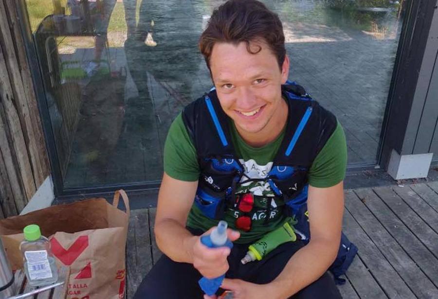 Nils van der Poel, dublu campion olimpic la patinaj viteză, a oferit una dintre medaliile obţinute la Beijing fiicei unui disident chinez