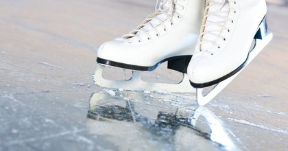Patinatorii din Rusia şi Belarus, interzişi la Campionatele Mondiale de la Montpellier
