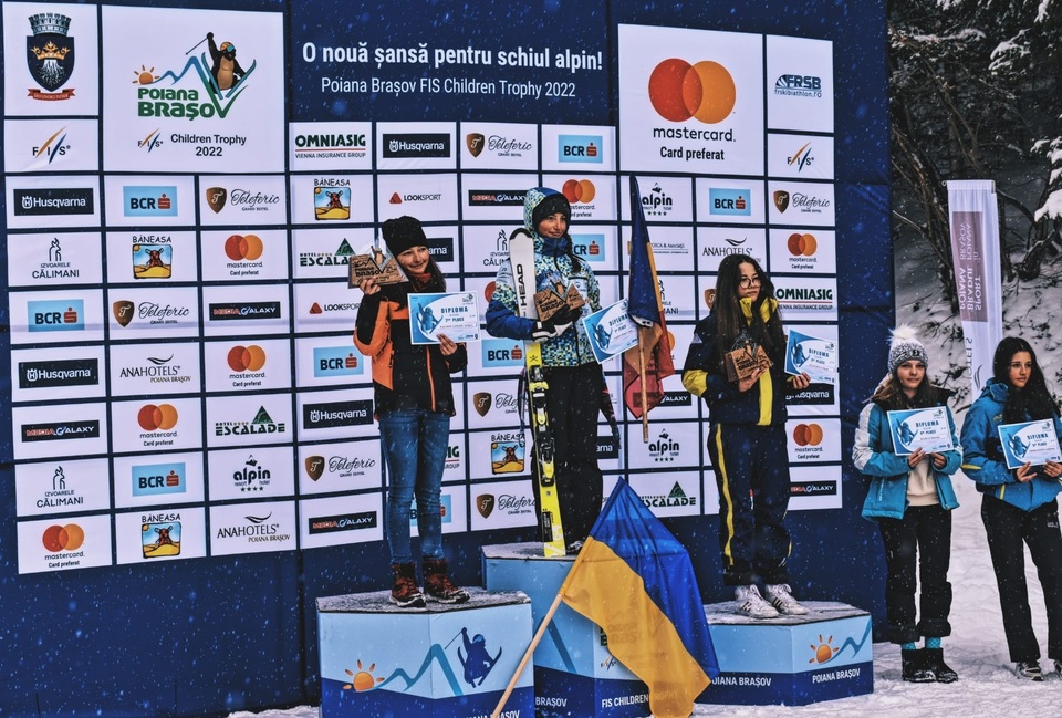 //i0.1616.ro/media/581/3142/38128/20626795/2/fis-children-trophy-2022-1a.jpg