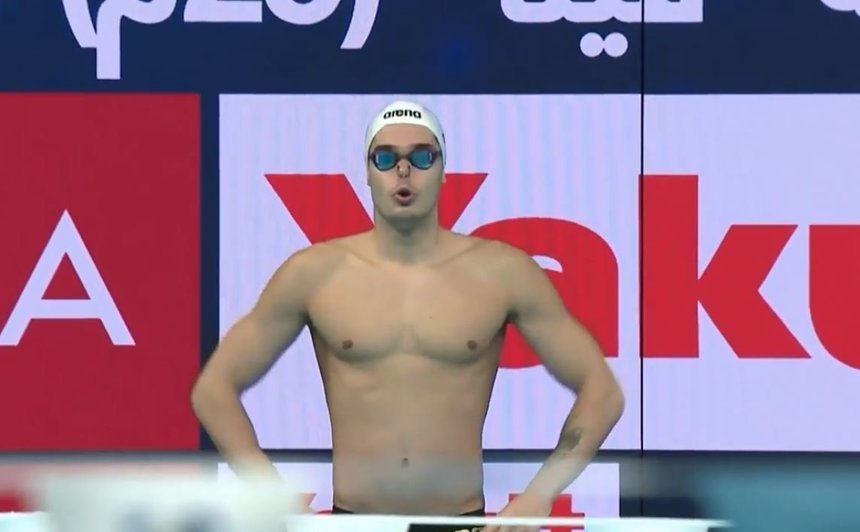 VIDEO ǀ Robert Glinţă în finală la 100 m spate, la CM de nataţie. Al 8-lea timp în semifinale 