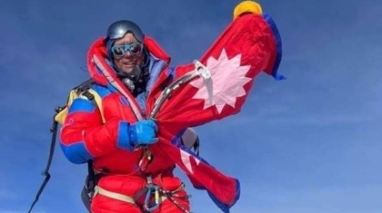 Un nepalez a stabilit un record! A făcut o ascensiune dublă a celor mai înalte 14 vârfuri din lume