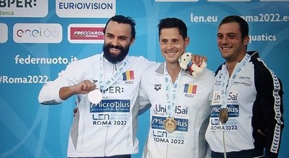 România a obţinut medaliile de aur şi argint, la Campionatul European de nataţie în proba de săritură de la platformă 
