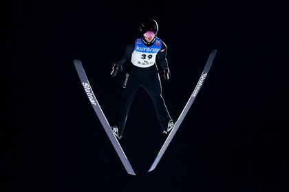 La 19 ani abia împliniţi, Alexandria Loutitt a reuşit prima victorie în Cupa Mondială de sărituri cu schiurile