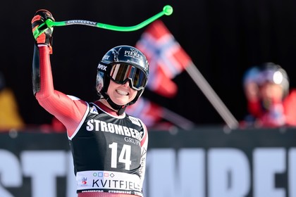 Cornelia Huetter a câştigat Super G-ul de la Kvitfjell la cea mai mică diferenţă posibilă!