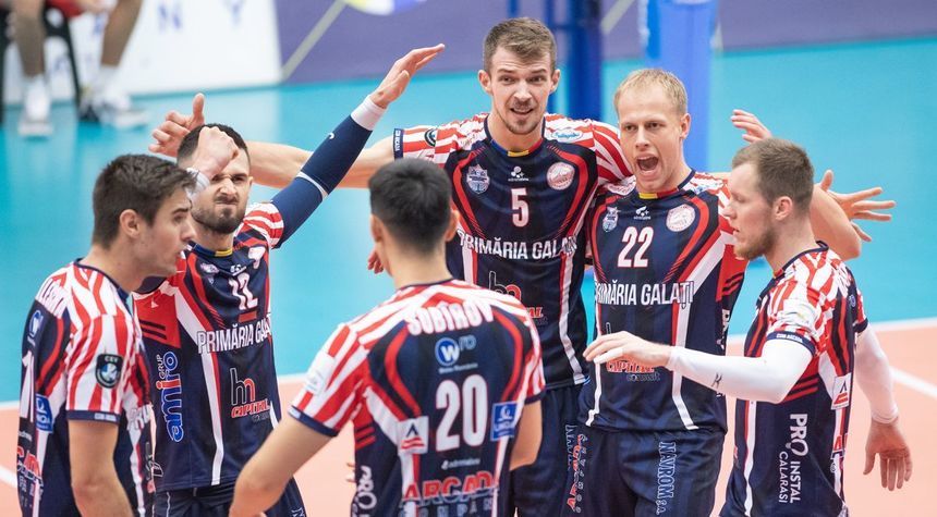 Campioana Arcada Galaţi conduce Steaua Bucureşti cu 2-0 la general, în finala Diviziei A la volei masculin