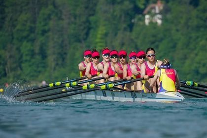 România, fără egal la Campionatul European de canotaj! Fetele de aur din barca 8+1 îşi merită numele. Încă un aur