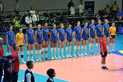 România învinge Bosnia Herţegovina în set decisiv şi merge în ”optimile” Campionatului European de Volei