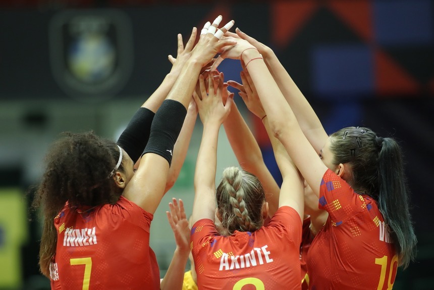 Volei feminin: România va evolua cu Franţa în optimile CE. Când va avea loc meciul