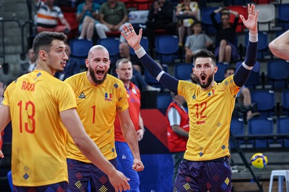 REZULTAT ISTORIC pentru voleiul românesc! Naţionala masculină trece dramatic de Israel şi e în ”sferturile” Campionatului European