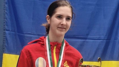 Erica Badea a cucerit medalia de argint la Budapesta în Circuitul European al Cadeţilor la spadă