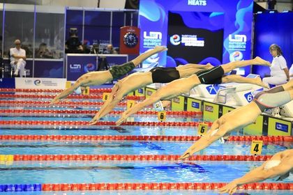 Locul 7 la europenele în bazin scurt pentru ştafeta României de 4x50 metri liber, cu David Popovici în componenţă