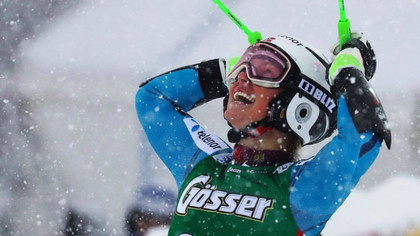 Ragnhild Mowinckel a câştigat coborârea de la Cortina d'Ampezzo