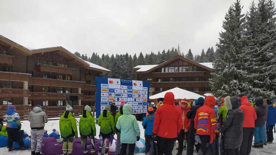 Cupa Teleferic şi-a desemnat câştigătorii! Aproape 100 de schiori s-au luptat pentru premiile puse în joc

