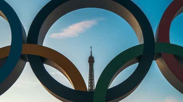 CIO a autorizat 25 de sportivi ruşi şi belaruşi să participe la JO de la Paris sub un drapel neutru. Lista sportivilor

