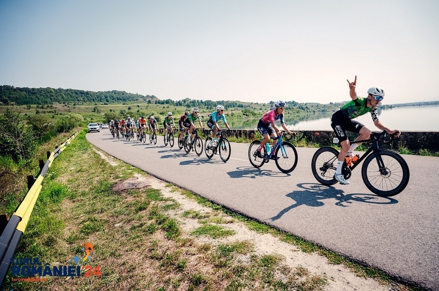 Ciclism: Astana îşi apără poziţia de lider în clasamentul general, dar Groupama FDJ îşi adjudecă etapa 3 din Turul României

