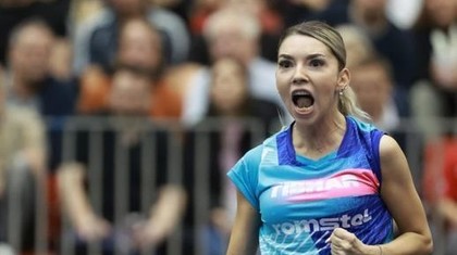 Bernadette Szocs va lupta pentru aur la Campionatul European, la simplu! Sportiva a trecut de Maria Xiao şi s-a calificat în finală