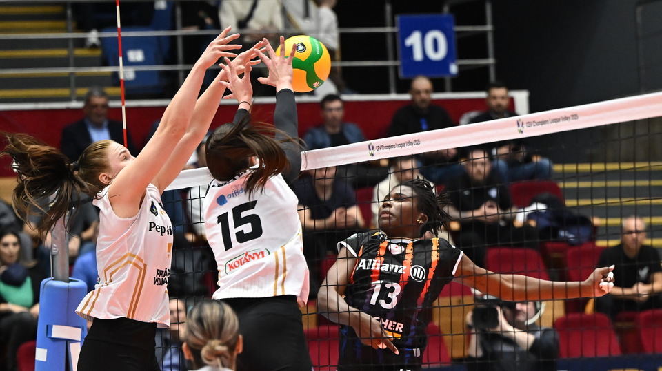 //i0.1616.ro/media/581/3142/38128/21850508/1/cso-voluntari-allianz-mtv-stuttgart-cev-champions-league-27-11-2024.jpg