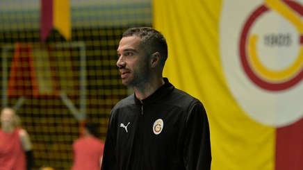 Numirea selecţionerului Hernandez la Blaj a lăsat CSM Bucureşti fără antrenor. Alberto Bigarelli a preluat Galatasaray