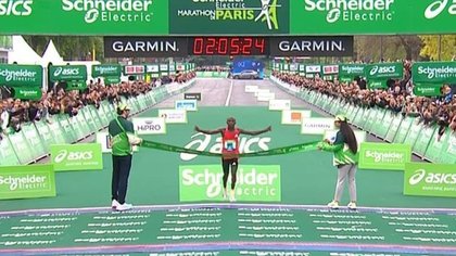 Kenyanul Benard Biwott a câştigat maratonul de la Paris. La feminin s-a impus etiopianca Bedatu Hirpa
