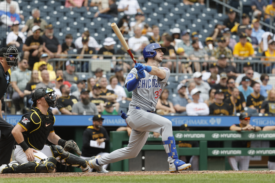 Un spectator a căzut de la 6 metri la un meci din MLB desfăşurat la Pittsburgh şi se află în stare critică