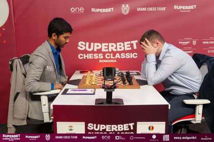 Remiză pentru Deac, victorii pentru Caruana şi Praggnanandhaa la Superbet Chess Classic România 2025