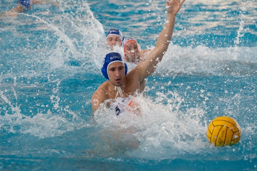 Eşec dur pentru naţionala de polo în meciul cu Italia, din grupele Campionatului Mondial