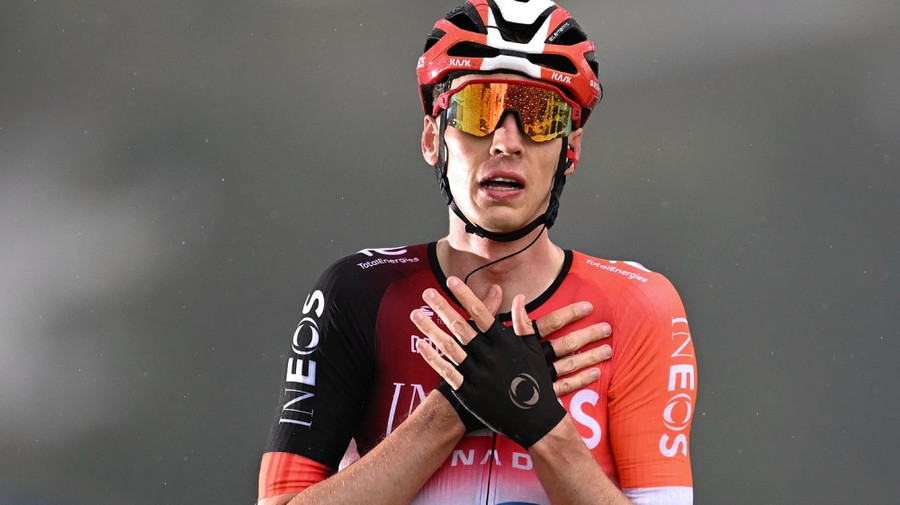 Thymen Arensman s-a impus în etapa a 19-a din Turul Franţei. Pogacar a mai făcut un pas spre victoria finală