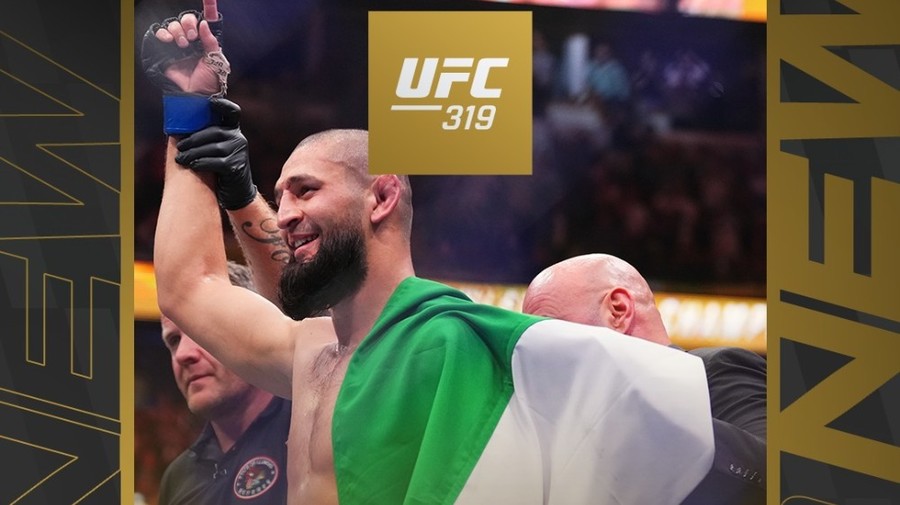 Khamzat Chimaev, campion la categoria mijlocie! Cecenul l-a învins pe Dricus De Plessis în Chicago
