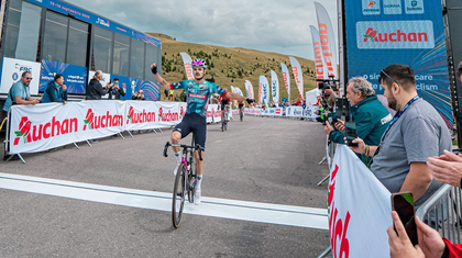 VIDEO | Cesare Chesini se impune în ”etapa regină” din Turul României. Victoria s-a decis din evadare