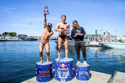 Cătălin Preda, locul 2 la etapa de la Boston din circuitul Red Bull Cliff Diving

