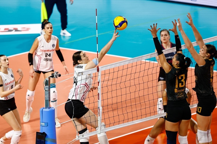 Alba Blaj, învinsă în deplasare de vicecampioana CSO Voluntari, în prima etapă a Diviziei A la volei feminin