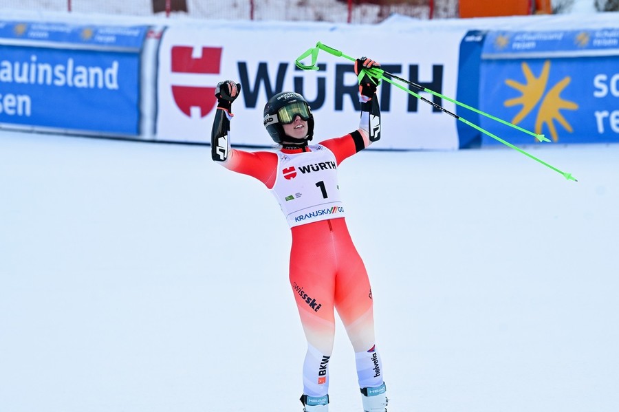 Camille Rast a bătut-o pe Mikaela Shiffrin în slalomul de la Kranjska Gora