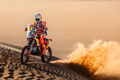 Raliul Dakar la clasa moto s-a decis pentru doar 2 secunde! Argentinianul Luciano Benavides a triumfat în premieră