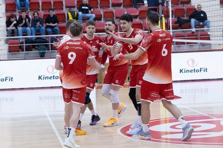Volei masculin | Dinamo Bucureşti a învins Poitiers, scor 3-0, în turul optimilor CEV Cup
