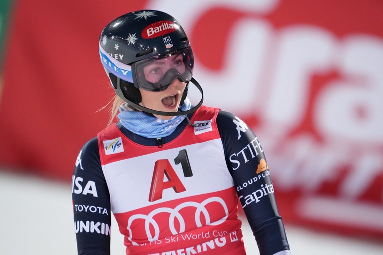 Mikaela Shiffrin a bifat primul podium după accidentare la slalom uriaş