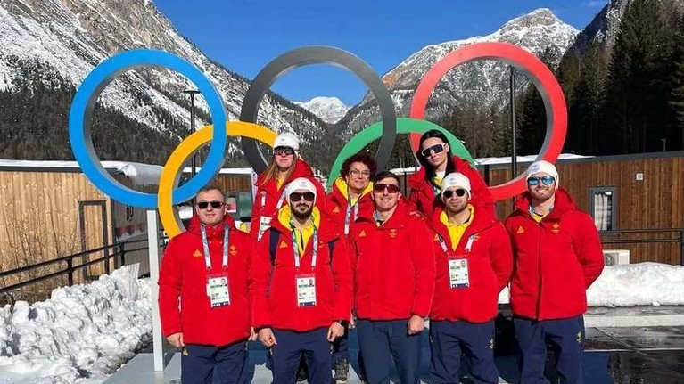 Primii sportivi Team Romania au ajuns în Satul Olimpic de la Cortina

