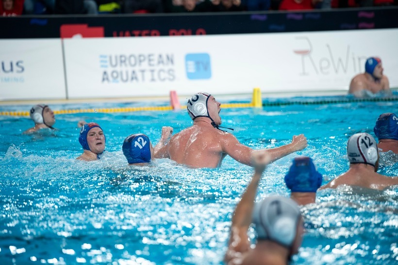 CSM Oradea, victorie cu CN Terrasa în turul optimilor LEN Euro Cup la polo