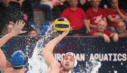 CSM Oradea, victorie cu Rapid Bucureşti, în primul meci din semifinalele Superligii Naţionale la polo