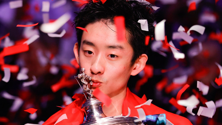Wu Yize a câştigat Campionatul Mondial de Snooker. Este al doilea cel mai tânăr câştigător din istorie