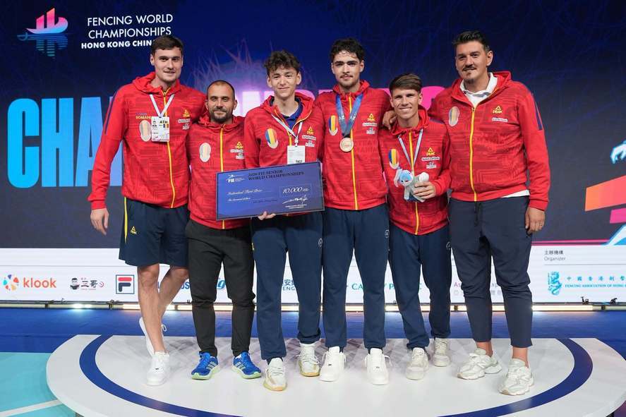 Uriaş! Echipa masculină de sabie a României a luat medalie la Campionatul Mondial de la Hong Kong după un duel cu Ungaria