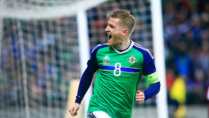 Căpitanul naţionalei Irlandei de Nord i-a făcut portretul lui Ianis Hagi, coechipierul său de la Rangers. ”Am vorbit despre meci şi că vom fi adversari în Liga Naţiunilor”