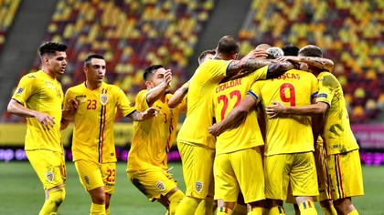 FOTO: Cum arată echipamentele cu care vor juca diseară Islanda şi România. Echipele probabile 