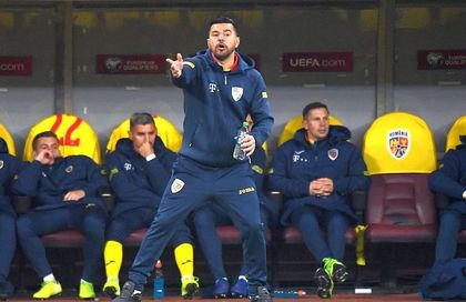 Cosmin Contra a găsit explicaţia eşecului cu Islanda şi îi ia apărarea lui Mirel Rădoi. ”Acum nu trebuie să trecem în partea cealaltă, el trebuie să fie spijinit în continuare”
