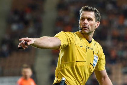 Un polonez va arbitra partida dintre România şi Austria 