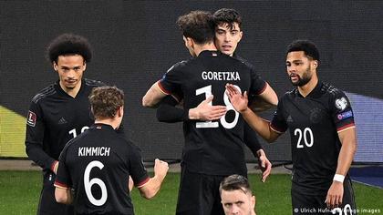 VIDEO | Naţionala Germaniei a ajuns la Bucureşti. Lotul plin de staruri convocat de Joachim Low