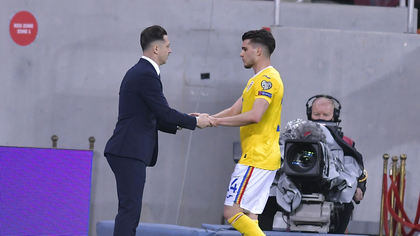 Ianis Hagi îl apără pe Mirel Rădoi după dezamăgirea cu Islanda: ”Stafful tehnic şi-a făcut datoria!”