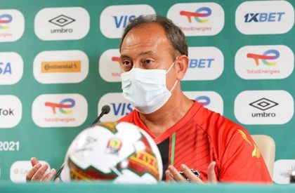 Mario Marinică, după ce a scris istorie cu Malawai la Cupa Africii! A fost eliminat în optimi: „Sunt foarte mândru de jucătorii mei. Cred că Marocul este cea mai bună echipă din competiţie”